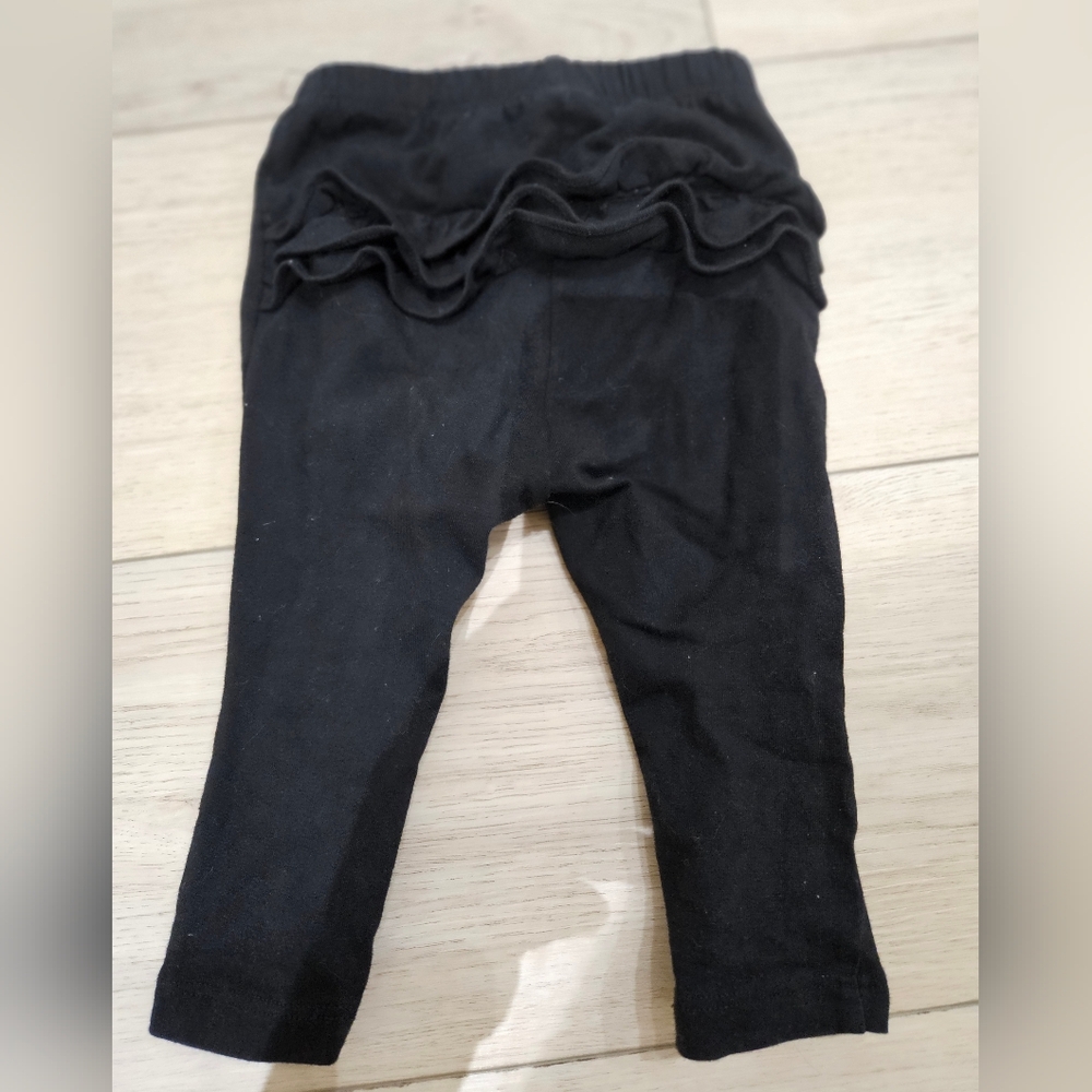Old Navy Ruffle Leggings